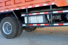 时骏 D750 160马力 4X2 4.2米自卸车(LFJ3180SCG2) 时骏 D750 160马力 4X2 4.2米自卸车(LFJ3180SCG2)