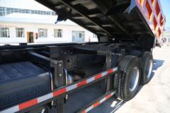 时骏 D960 375马力 5.8米自卸车(LFJ3251SCG1) 时骏 D960 375马力 5.8米自卸车(LFJ3251SCG1)