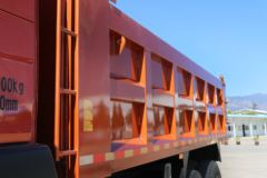 时骏 D960 375马力 5.8米自卸车(LFJ3251SCG1) 时骏 D960 375马力 5.8米自卸车(LFJ3251SCG1)