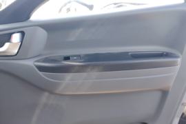 骏铃V9L&nbsp;载货车驾驶室                                               图片