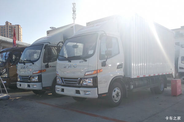 江淮 骏铃V3 152马力 4.15米单排厢式轻卡(HFC5041XXYP93K1C2V)