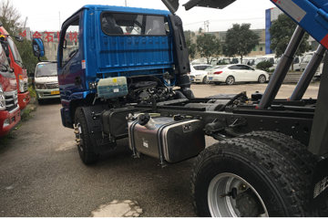 �������� 7ϵ 110���� 4X2 3.45����ж��(CDW3040H1A5)ͼƬ