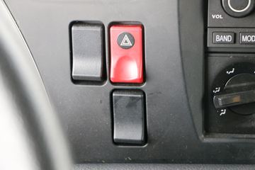 �������ó� ����X6 ������ 300���� 8X4 6����ж��(SX3315GP5)ͼƬ