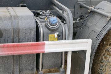 �������ó� ����X6 ������ 300���� 8X4 6����ж��(SX3315GP5)ͼƬ