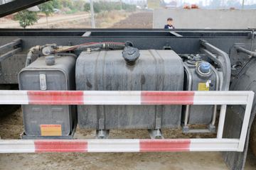 �������ó� ����X6 ������ 300���� 8X4 6����ж��(SX3315GP5)ͼƬ