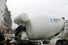 陕汽商用车 轩德X6 300马力 8X4 7.4方混凝土搅拌运输车(SX5310GJBGP5326)