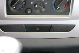 轩德X9&nbsp;自卸车驾驶室                                               图片