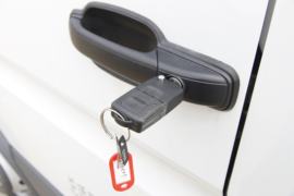 Power Daily&nbsp;电动封闭厢货外观图片