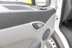 南京依维柯 宝迪 EV46 4.5T 5.99米纯电动封闭厢式货车78.05kWh