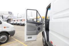南京依维柯 宝迪 EV46 4.5T 5.99米纯电动封闭厢式货车78.05kWh