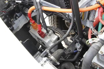 �Ͼ���ά�� ���� EV46 4.5T 5.99�״��綯�����ʽ����78.05kWhͼƬ