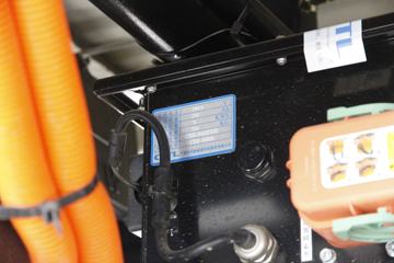 �Ͼ���ά�� ���� EV46 4.5T 5.99�״��綯�����ʽ����78.05kWhͼƬ