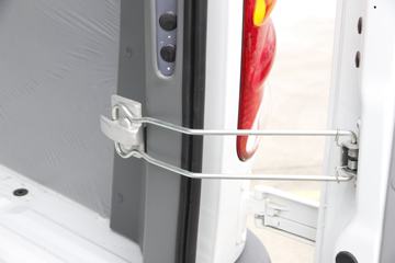 �Ͼ���ά�� ���� EV46 4.5T 5.99�״��綯�����ʽ����78.05kWhͼƬ