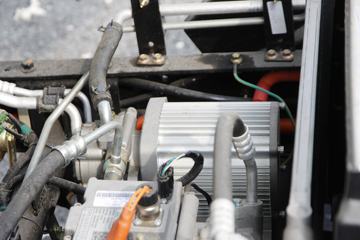 ���� ���� 4.5T 4.15�׵��Ŵ��綯��ʽ�Ῠ88.06kWhͼƬ