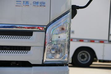 ����ʮͨ ���� 4.5T 4.1�׵��Ŵ��綯��س�(STQ5049XLCNBEV6)96.76kWhͼƬ