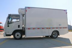 三环十通 创客 4.5T 4.1米单排纯电动冷藏车(STQ5049XLCNBEV6)96.76kWh