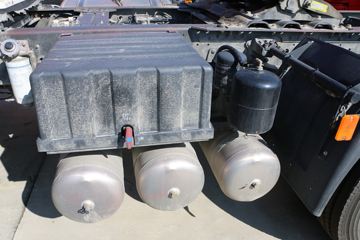 ����ʮͨ ����ؿ� 240���� 4X2ǣ����(STQ4181L02Y4N5)ͼƬ