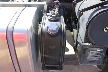 ����ʮͨ ����ؿ� 310���� 6X4ǣ����(STQ4258L08Y6S5)ͼƬ