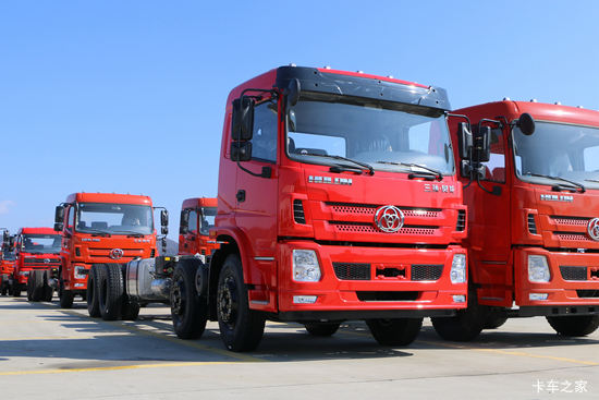 ����ʮͨ ��� 280���� 8X4 6.8�������ػ���(STQ1311L16Y4B5)