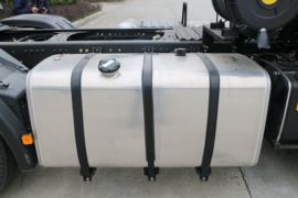 F200&nbsp;牵引车底盘                                                图片