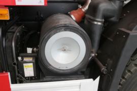 F200&nbsp;自卸车底盘                                                图片