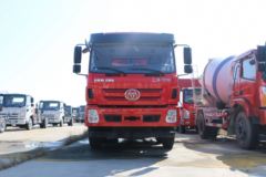 三环十通 昊龙中卡 240马力 8X2 6.5米自卸车(STQ3317L14Y3A5)