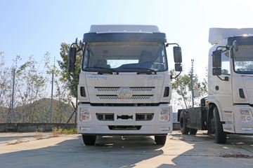 三环十通 昊龙 4X2 纯电动牵引车(STQ4188L02Y4NBEV)163.4kWh