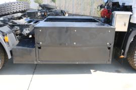 昊龙&nbsp;电动牵引车底盘图片