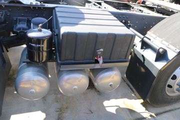 ����ʮͨ �����ؿ� 350���� 6X2ǣ����(STQ4251L07Y5D5)ͼƬ