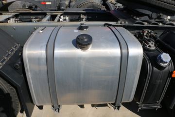 ����ʮͨ �����ؿ� 350���� 6X2ǣ����(STQ4251L07Y5D5)ͼƬ