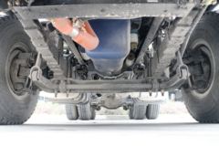 一汽凌河 F200重卡 500马力 6X4 牵引车(CAL4250C4GF4E5)