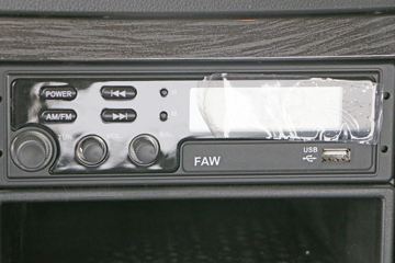 һ����� J6M�ؿ� 350���� 4X2ǣ����(�߶�)(CA4180P63K2AE5)ͼƬ