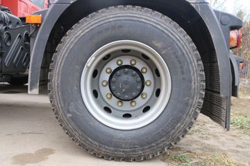 һ����� J6M�ؿ� 350���� 4X2ǣ����(�߶�)(CA4180P63K2AE5)ͼƬ