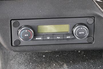 һ����� J6P�ؿ� �±����� 460���� 6X4ǣ����(CA4250P66K24T1A1E5)ͼƬ