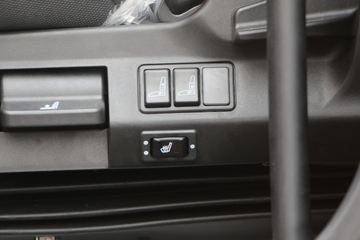 һ����� J6P�ؿ� �±����� 460���� 6X4ǣ����(CA4250P66K24T1A1E5)ͼƬ