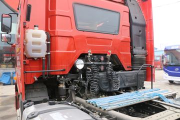 һ����� J6P�ؿ� �±����� 460���� 6X4ǣ����(CA4250P66K24T1A1E5)ͼƬ