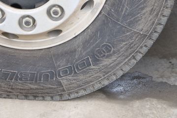 һ����� J6P�ؿ� �±����� 460���� 6X4ǣ����(CA4250P66K24T1A1E5)ͼƬ