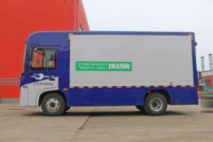 一汽 侠客K16 4.5T 5.99米纯电动厢式运输车79.716kWh