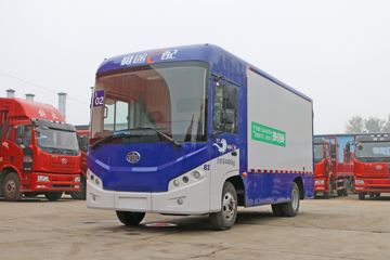 一汽客车侠客K16