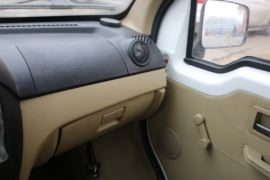 捷客K5&nbsp;电动封闭厢货驾驶室图片