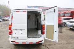 一汽 捷客K5 2.6T 4.5米纯电动厢式封闭货车45.6kWh