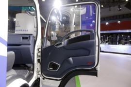 远程GLR&nbsp;电动载货车内饰图片