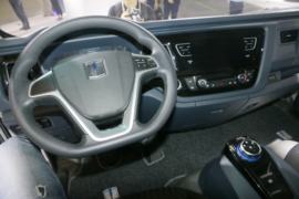 远程GLR&nbsp;电动冷藏车驾驶室图片