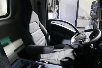 Զ�� Re500 6T 4.14�׵�������ʽ�綯��ʽ�Ῠ25.9kWhͼƬ