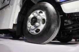 远程GLR&nbsp;电动冷藏车底盘图片