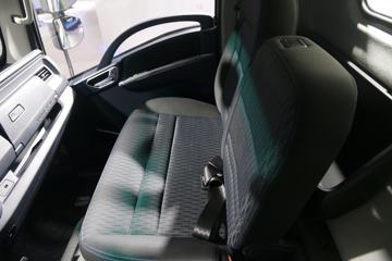 Զ�� Re500 6T 4.14�׵�������ʽ�綯��ʽ�Ῠ25.9kWhͼƬ