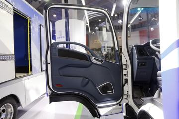 Զ�� Re500 6T 4.14�׵�������ʽ�綯��ʽ�Ῠ25.9kWhͼƬ