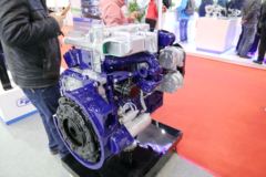 云内动力D40TCIF1 184马力 4L 国六 柴油发动机 云内动力D40TCIF1 184马力 4L 国六 柴油发动机