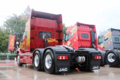江淮 格尔发V7重卡 540马力 6X4 AMT自动挡长头牵引车