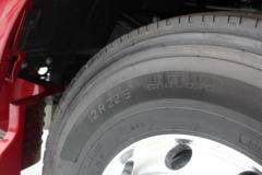 江铃重汽 威龙HV5重卡 舒适型 470马力 6X4牵引车(SXQ4250J4B4D5)